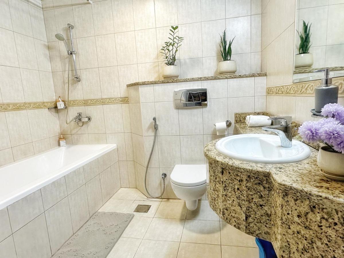 Life Above Clouds Apartment ดูไบ ภายนอก รูปภาพ