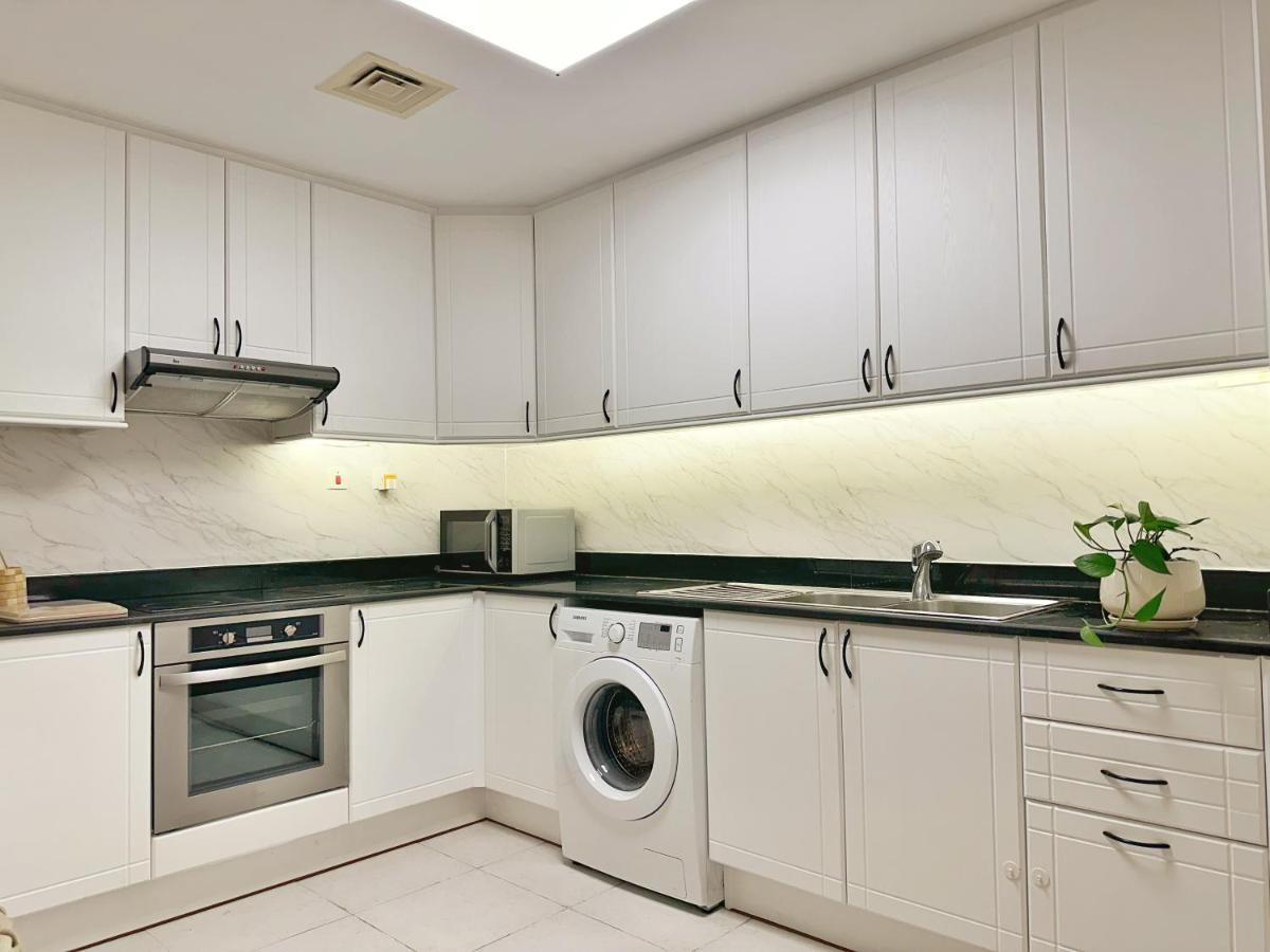 Life Above Clouds Apartment ดูไบ ภายนอก รูปภาพ